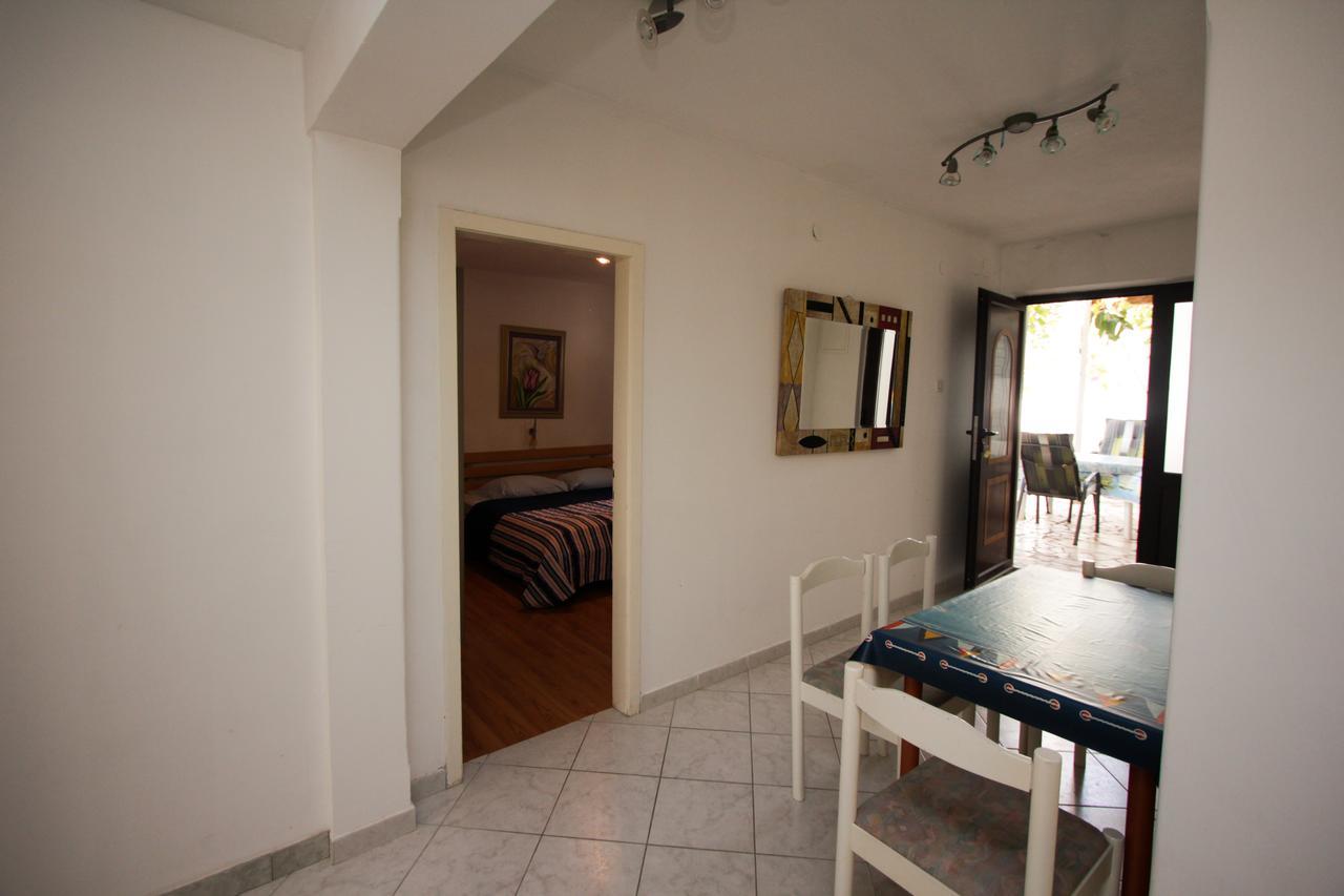 איגריין Apartments Nadia מראה חיצוני תמונה